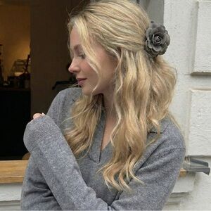 Greenmount • Cashmere Sweater, Collared, Gray Womens Top